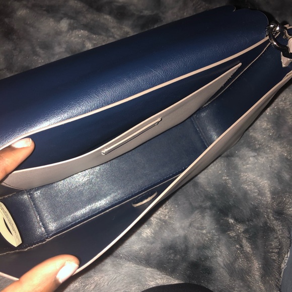 Kate Spade Crossbody Bag - Picture 5 of 6